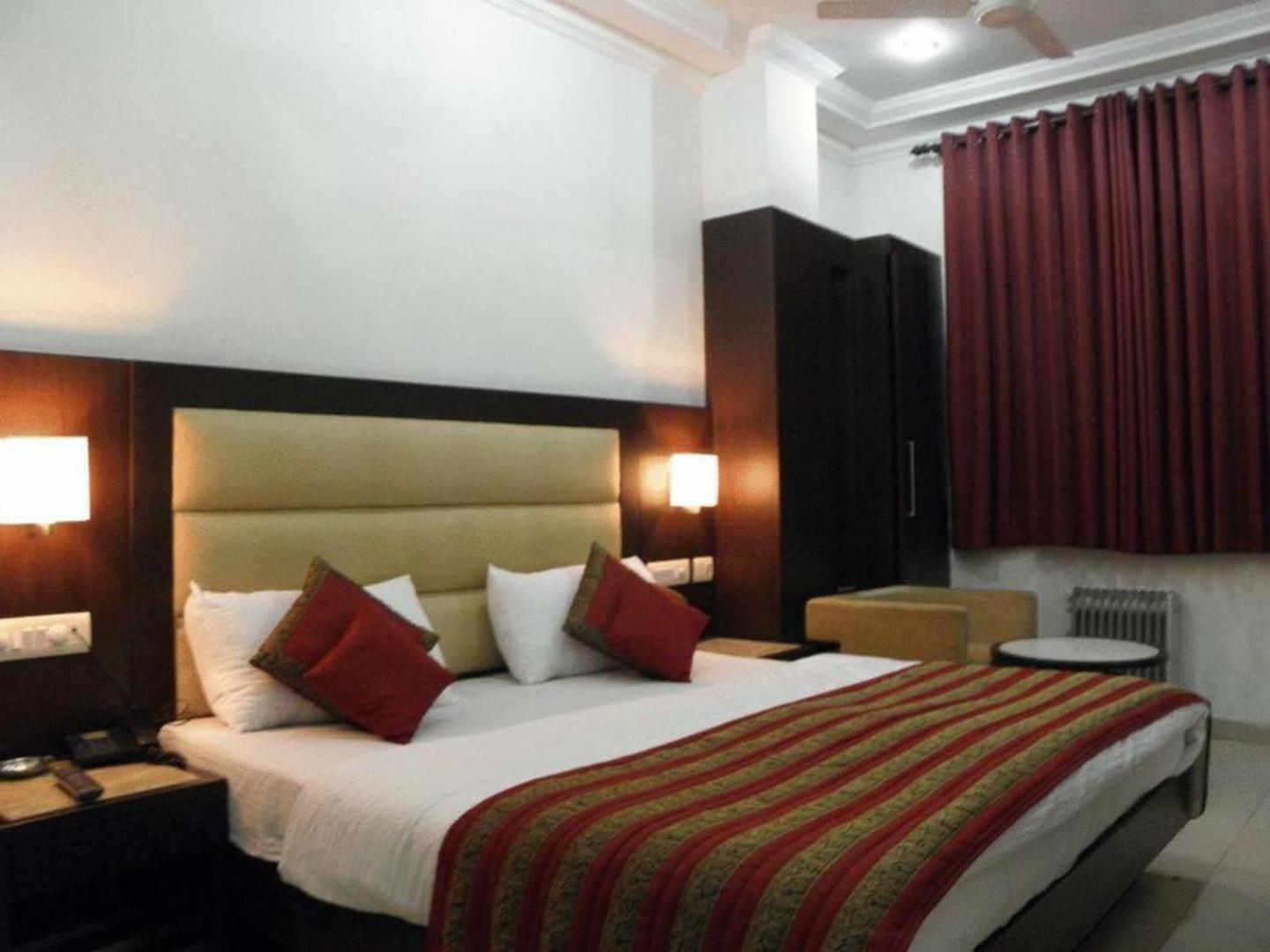 Hotel Chanchal Continental - 02 Mins From New Delhi Railway Station Dış mekan fotoğraf