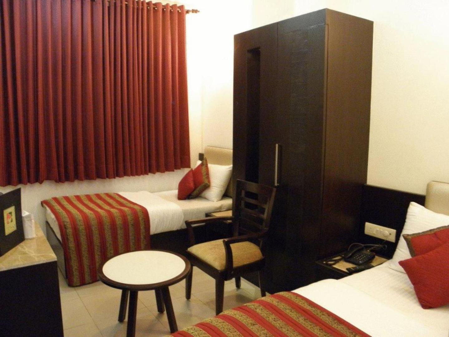 Hotel Chanchal Continental - 02 Mins From New Delhi Railway Station Dış mekan fotoğraf