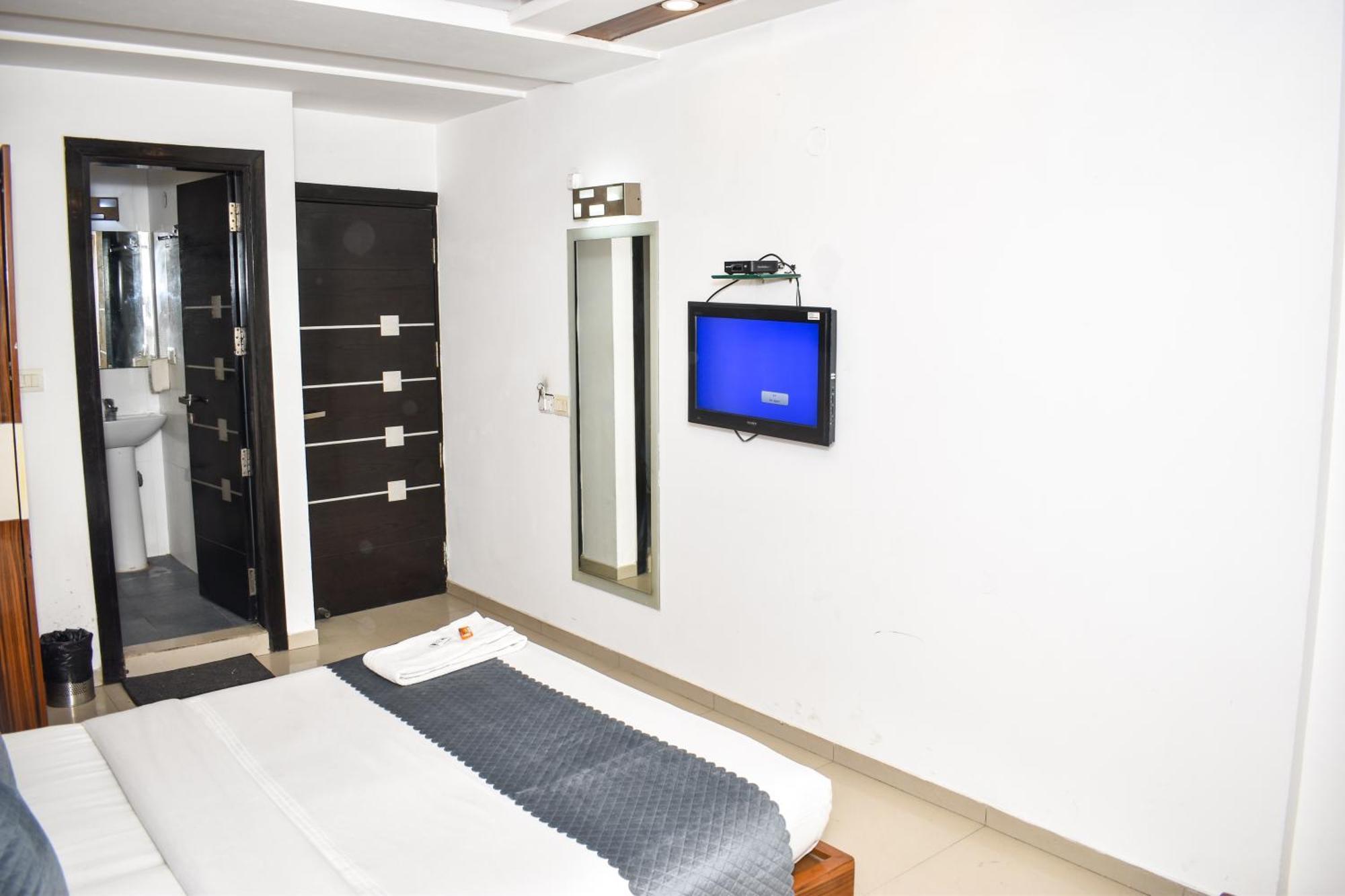 Hotel Chanchal Continental - 02 Mins From New Delhi Railway Station Dış mekan fotoğraf