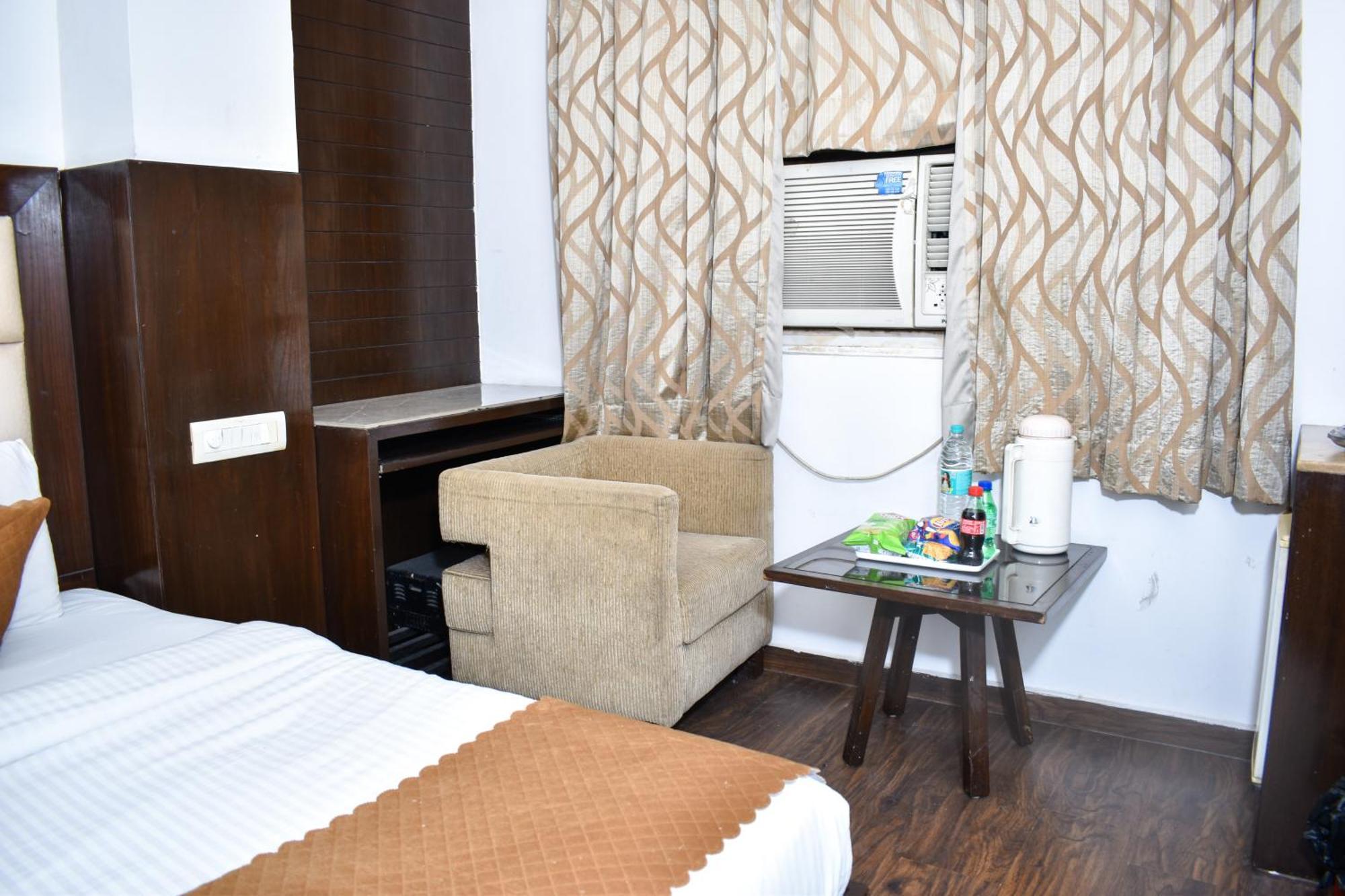 Hotel Chanchal Continental - 02 Mins From New Delhi Railway Station Dış mekan fotoğraf
