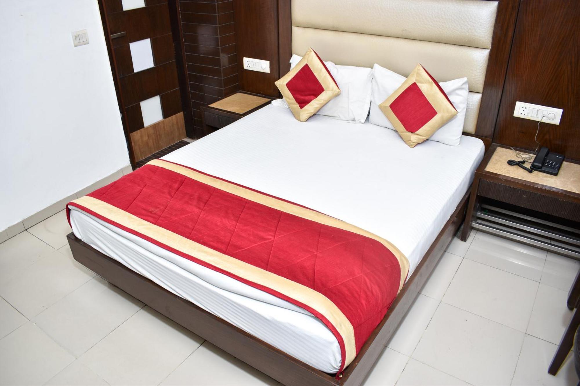 Hotel Chanchal Continental - 02 Mins From New Delhi Railway Station Dış mekan fotoğraf