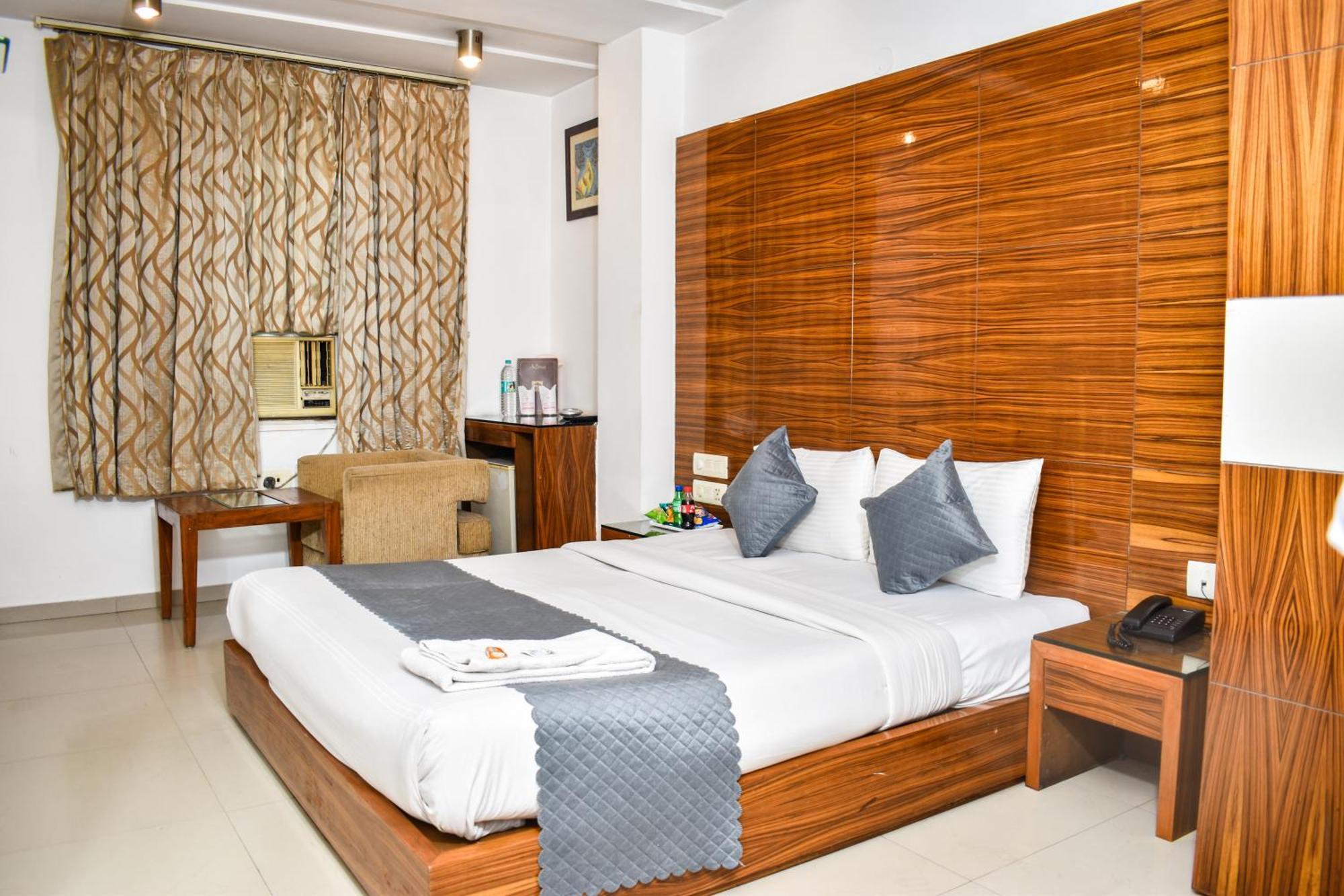 Hotel Chanchal Continental - 02 Mins From New Delhi Railway Station Dış mekan fotoğraf