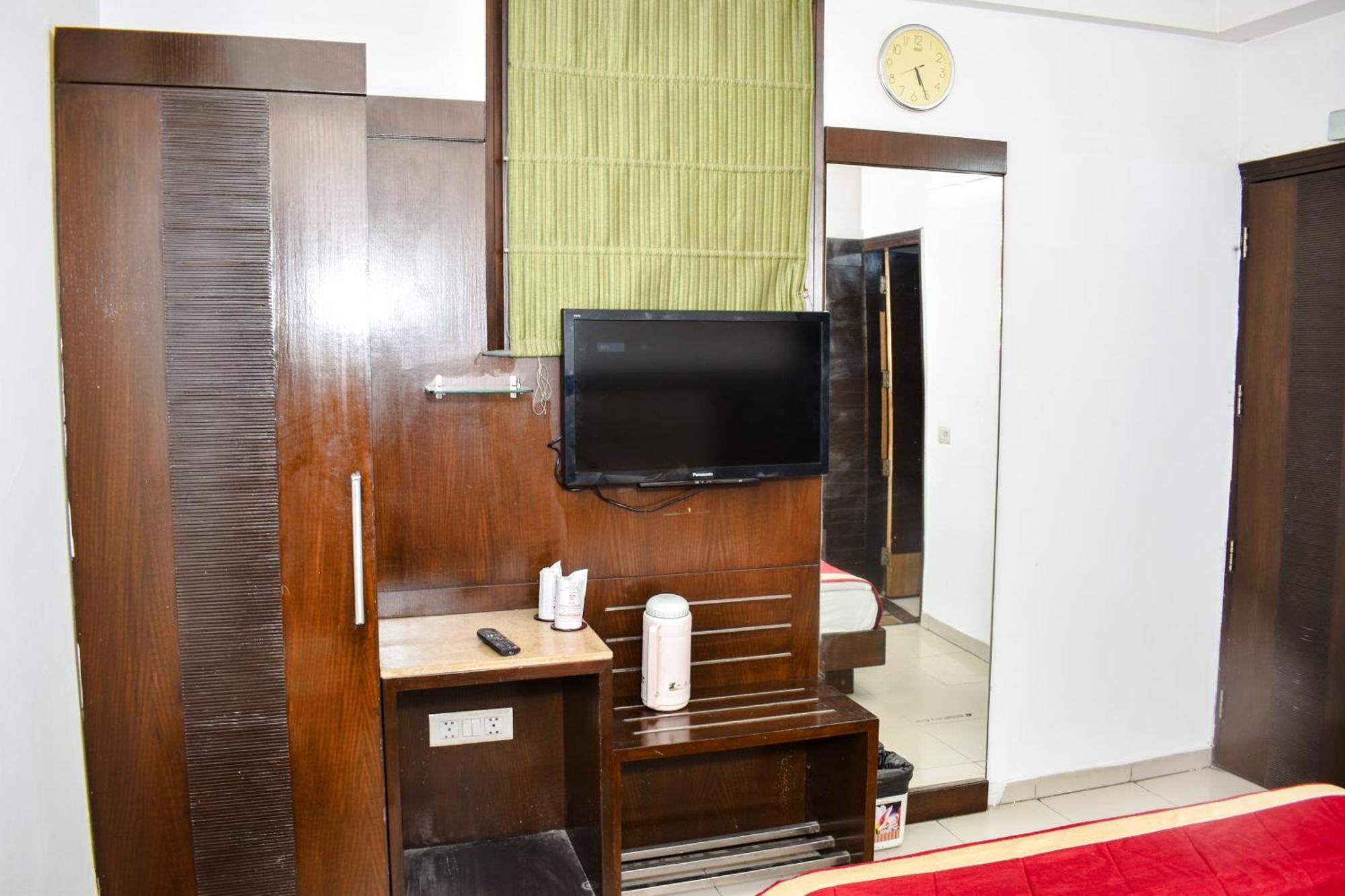 Hotel Chanchal Continental - 02 Mins From New Delhi Railway Station Dış mekan fotoğraf