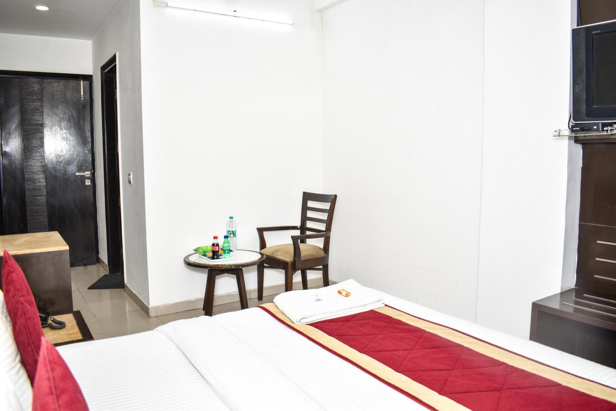 Hotel Chanchal Continental - 02 Mins From New Delhi Railway Station Dış mekan fotoğraf