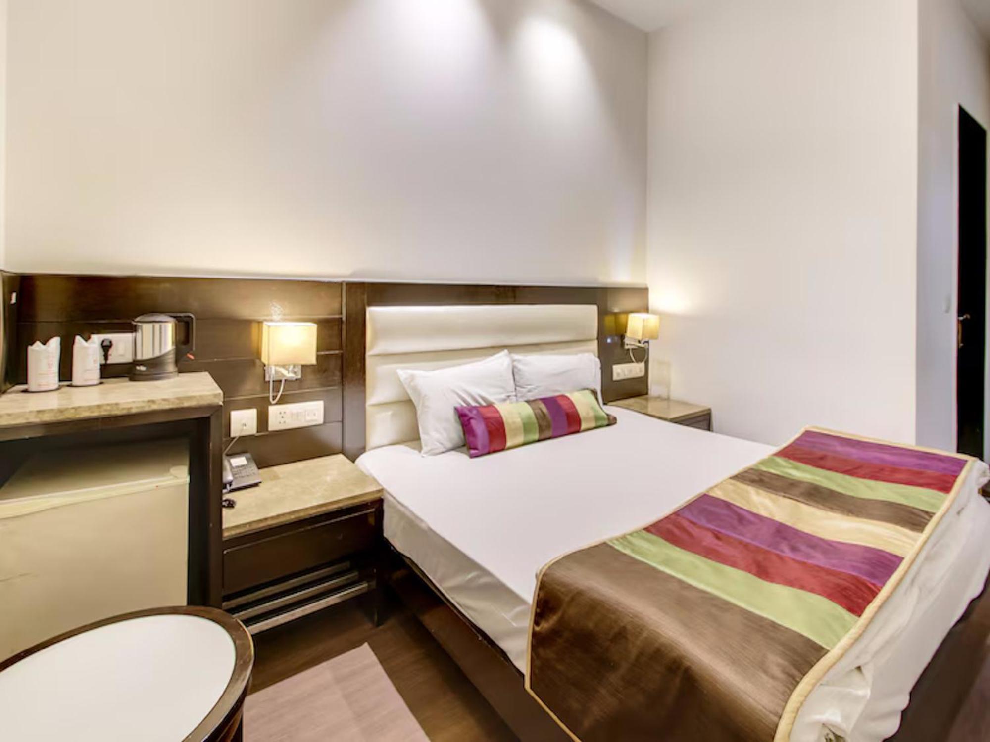 Hotel Chanchal Continental - 02 Mins From New Delhi Railway Station Dış mekan fotoğraf