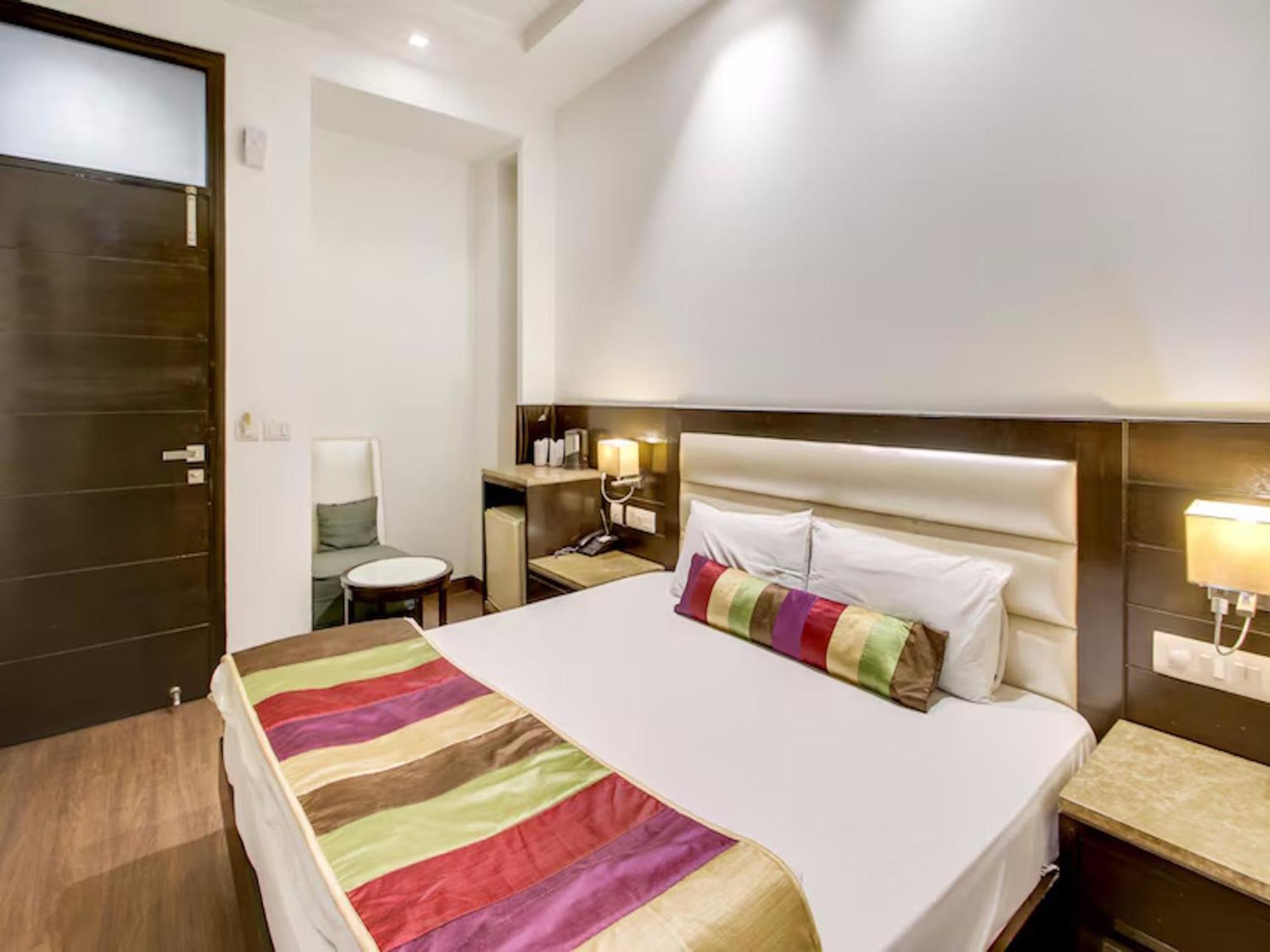Hotel Chanchal Continental - 02 Mins From New Delhi Railway Station Dış mekan fotoğraf